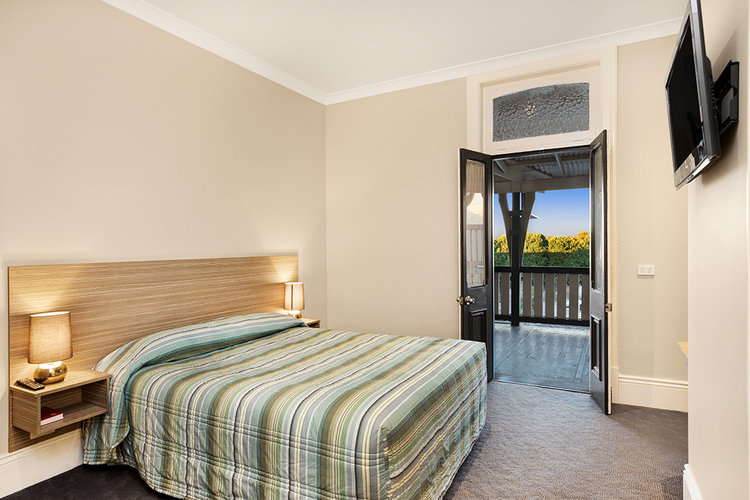 Enjoy your stay at the Murray Bridge Hotel Murray Bridge Hotel